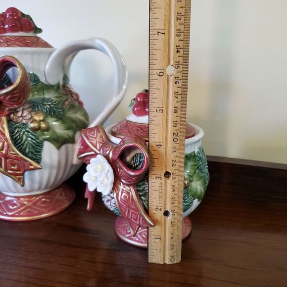 Fitz and Floyd Christmas Rose Hand Painted Tea Set 1995 - Picture 14 of 15